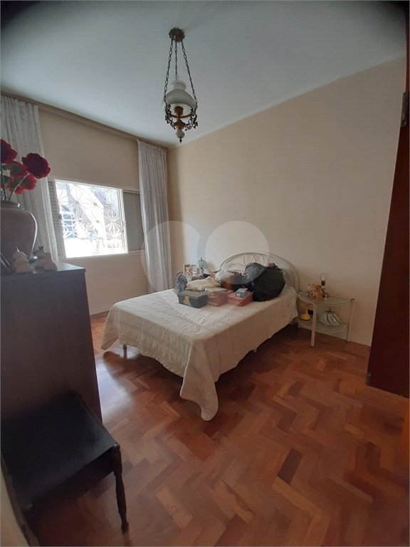 Casa terrea para venda no bairro Palmas do Tremembe.