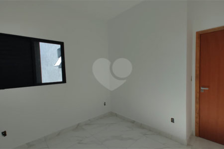 Casa de Vila à venda com 2 quartos em Wanel Ville, Sorocaba, SP