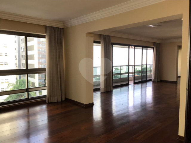Apartamento à venda com 4 suítes em Santana, São Paulo, SP
