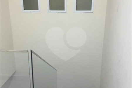 Sobrado à venda com 2 quartos, sendo 1 suíte, em Jardim Nova Germania, São Paulo, SP
