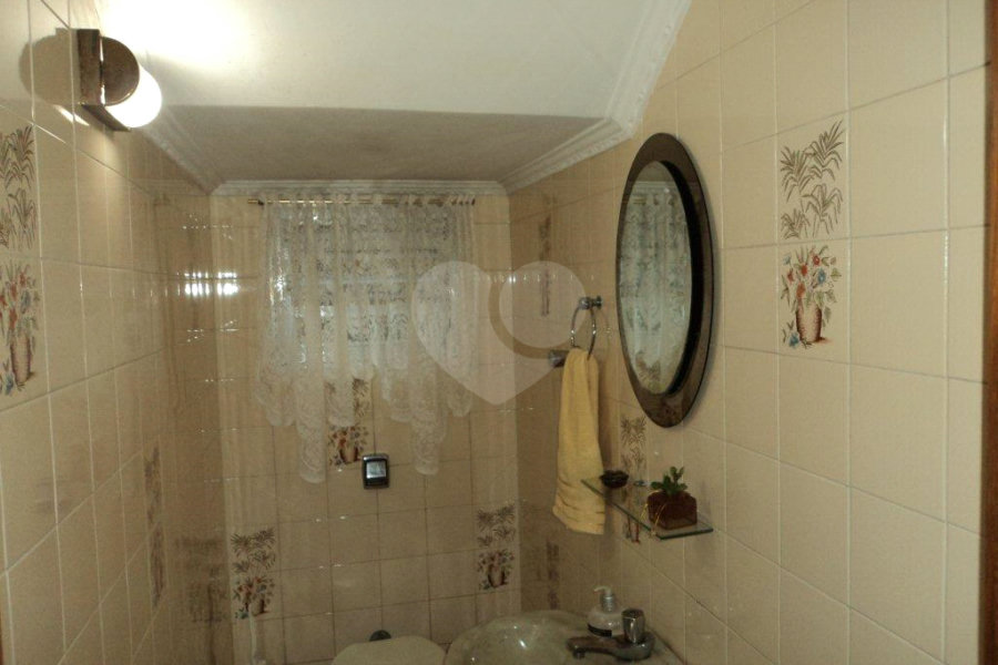 Casa à venda com 3 quartos, sendo 1 suíte, em Butantã, São Paulo, SP