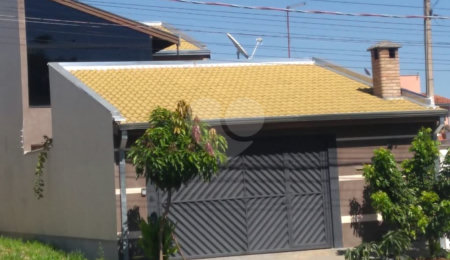 Casa à venda com 3 quartos, sendo 1 suíte,  em Jardim Panorama, Salto, SP