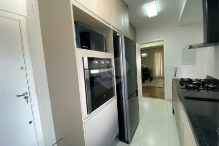 Apartamento à venda com 3 suítes em Barra Funda, São Paulo, SP