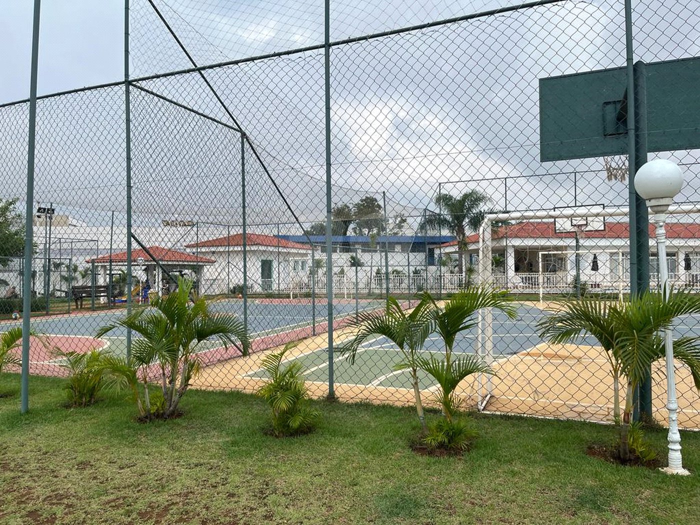 Casa à venda com 3 quartos, sendo 1 suíte, no condomínio Villagio DI Lucca, Sorocaba - SP
