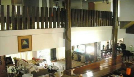 Sobrado à venda com 4 quartos, sendo 3 suítes,  em Alto da Boa Vista, São Paulo, SP