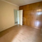 Sobrado à venda ou para alugar com 5 quartos, sendo 3 suítes, em Santana, São Paulo, SP