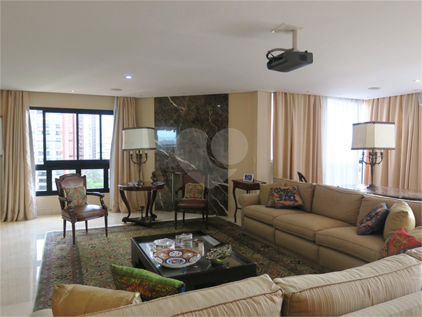 Apartamento à venda com 3 suítes em Vila Suzana, São Paulo, SP