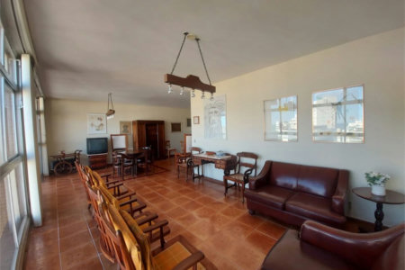 Apartamento Residencial à venda, Pitangueiras, Guarujá - AP1677.