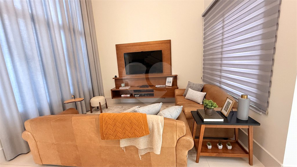 Casa à venda com 3 suítes no condomínio Jardim Residencial Dona Maria José, Indaiatuba - SP