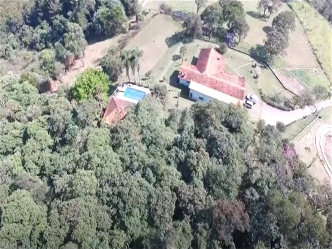 Sítio à venda com 2 suítes em Gabriel Piza, São Roque, SP