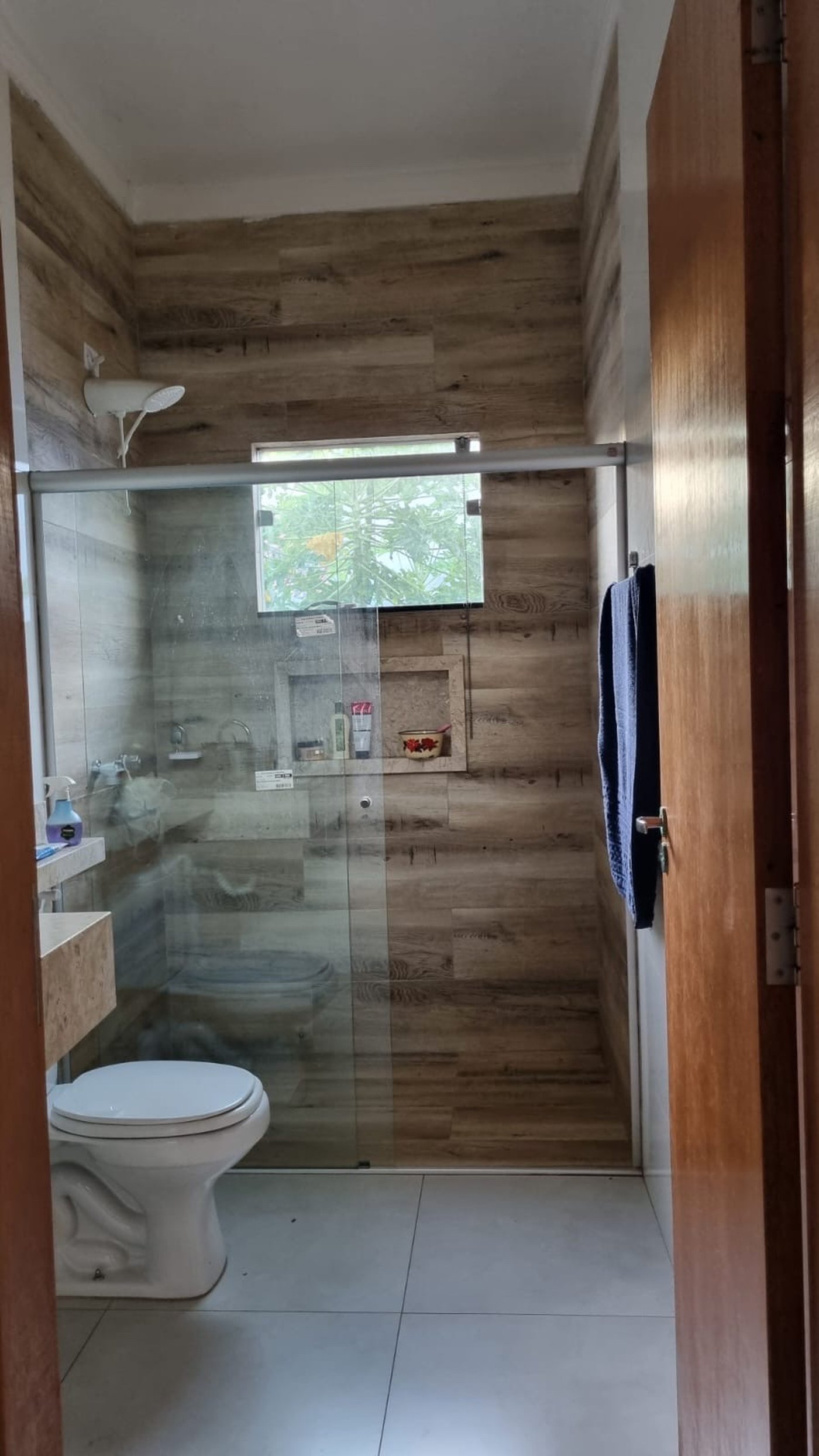 Sobrado à venda com 3 quartos, sendo 1 suíte,  em Jardim Alvorada, Três Lagoas, MS