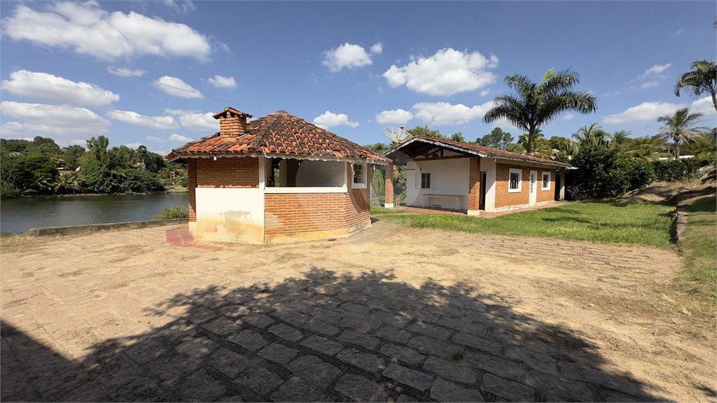 Casa à venda ou para alugar com 3 suítes no condomínio Acmti - Colinas do Mosteiro, Terras de Itaici e Recanto dos Pássaros, Indaiatuba - SP