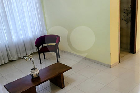 Casa à venda com 5 quartos, sendo 4 suítes, em Jardim Armênia, Mogi das Cruzes, SP