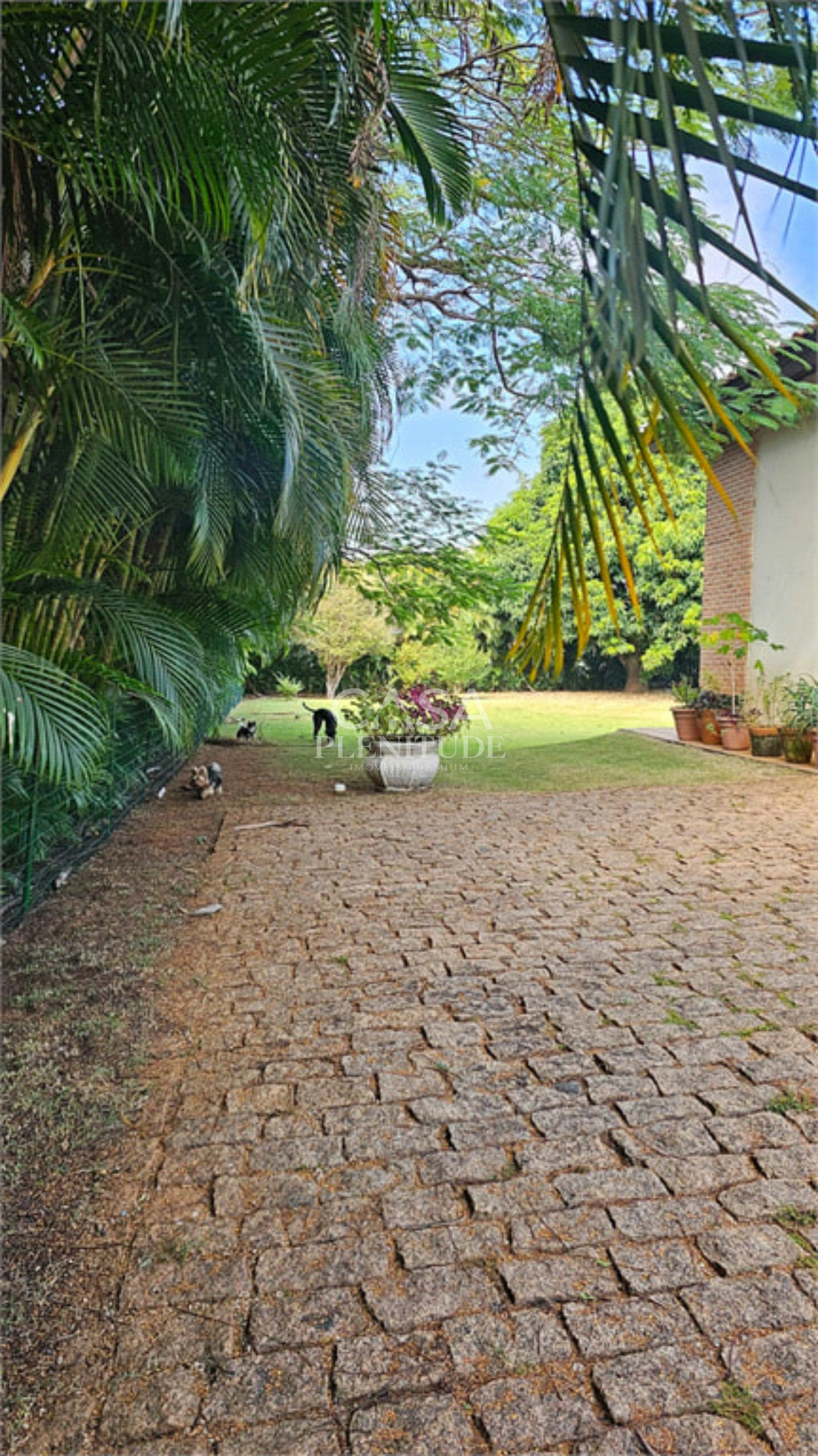 Casa em condomínio à venda ou para alugar com 4 suítes em Lago Azul, Araçoiaba da Serra, SP