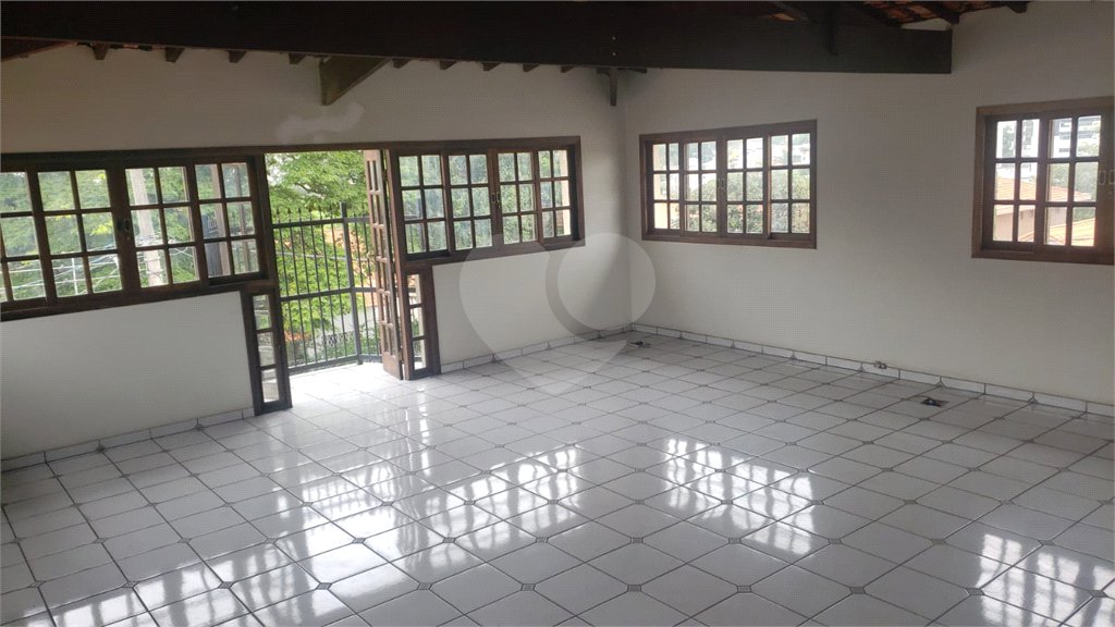Sobrado à venda ou para alugar com 4 quartos, sendo 2 suítes, em Vila Congonhas, São Paulo, SP
