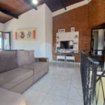 Casa à venda com 3 quartos, sendo 1 suíte,  em Recreio Maristela, Atibaia, SP