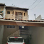 Sobrado à venda com 3 quartos, sendo 1 suíte,  em Vila Bernadotti, Mogi das Cruzes, SP