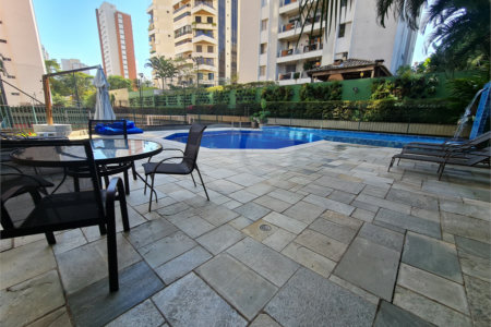 Apartamento à venda com 4 quartos, sendo 2 suítes, em Campo Belo, São Paulo, SP