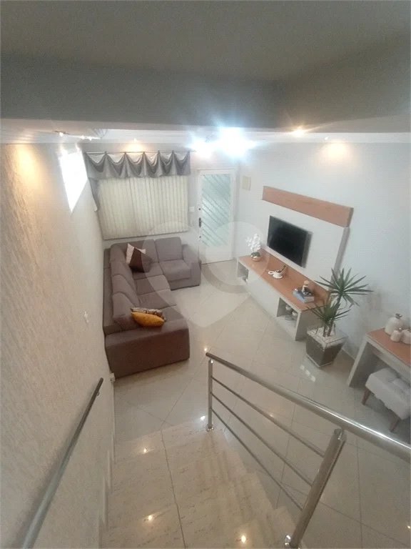 Sobrado à venda com 3 quartos, sendo 1 suíte, em Vila Gustavo, São Paulo, SP