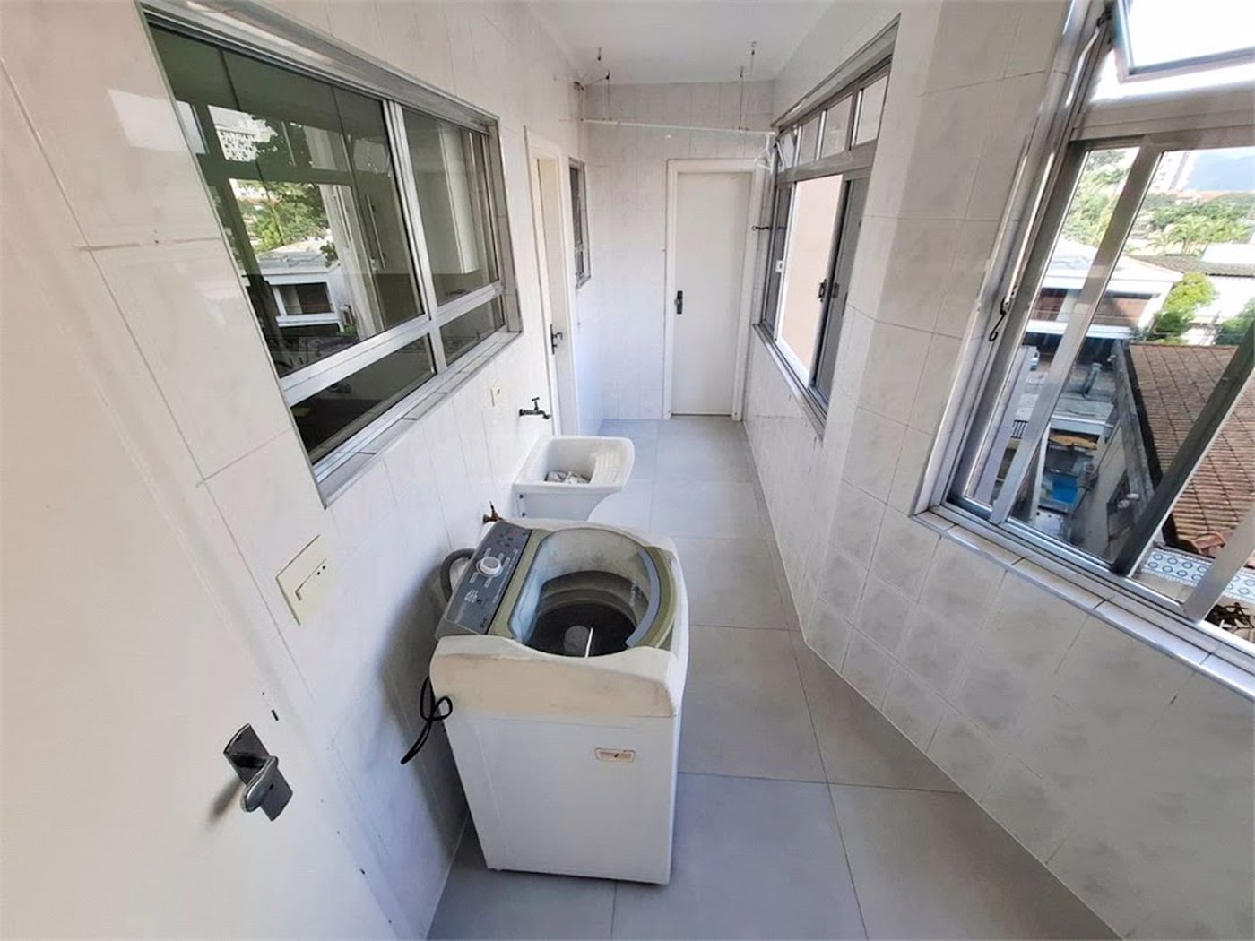 Apartamento com 2 dormitórios à venda, 102 m² por R$ 658.000,00 - Ponta da Praia - Santos/SP