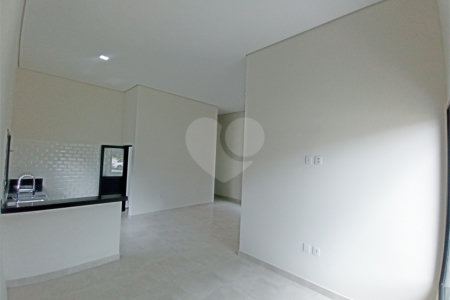 Casa à venda com 3 suítes no condomínio Reserva dos Jatobás, Louveira - SP