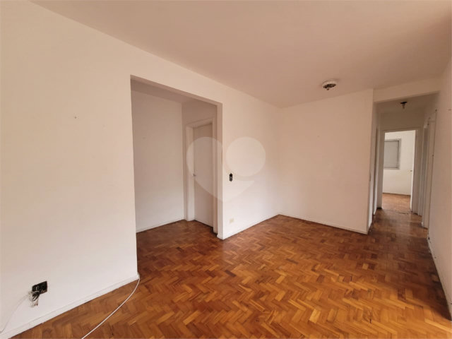 Apartamento à venda ou para alugar com 3 quartos, sendo 1 suíte,  em Horto Florestal, São Paulo, SP
