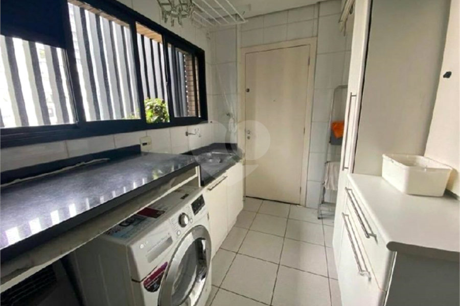 Apartamento à venda com 3 suítes em Morumbi, São Paulo, SP