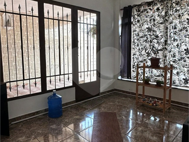 Casa Térrea à venda com 4 quartos em Santana, São Paulo, SP
