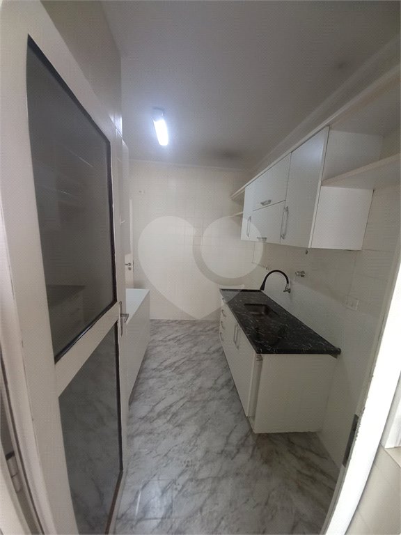 Apartamento à venda com 3 quartos, sendo 1 suíte,  em Vila Olímpia, São Paulo, SP