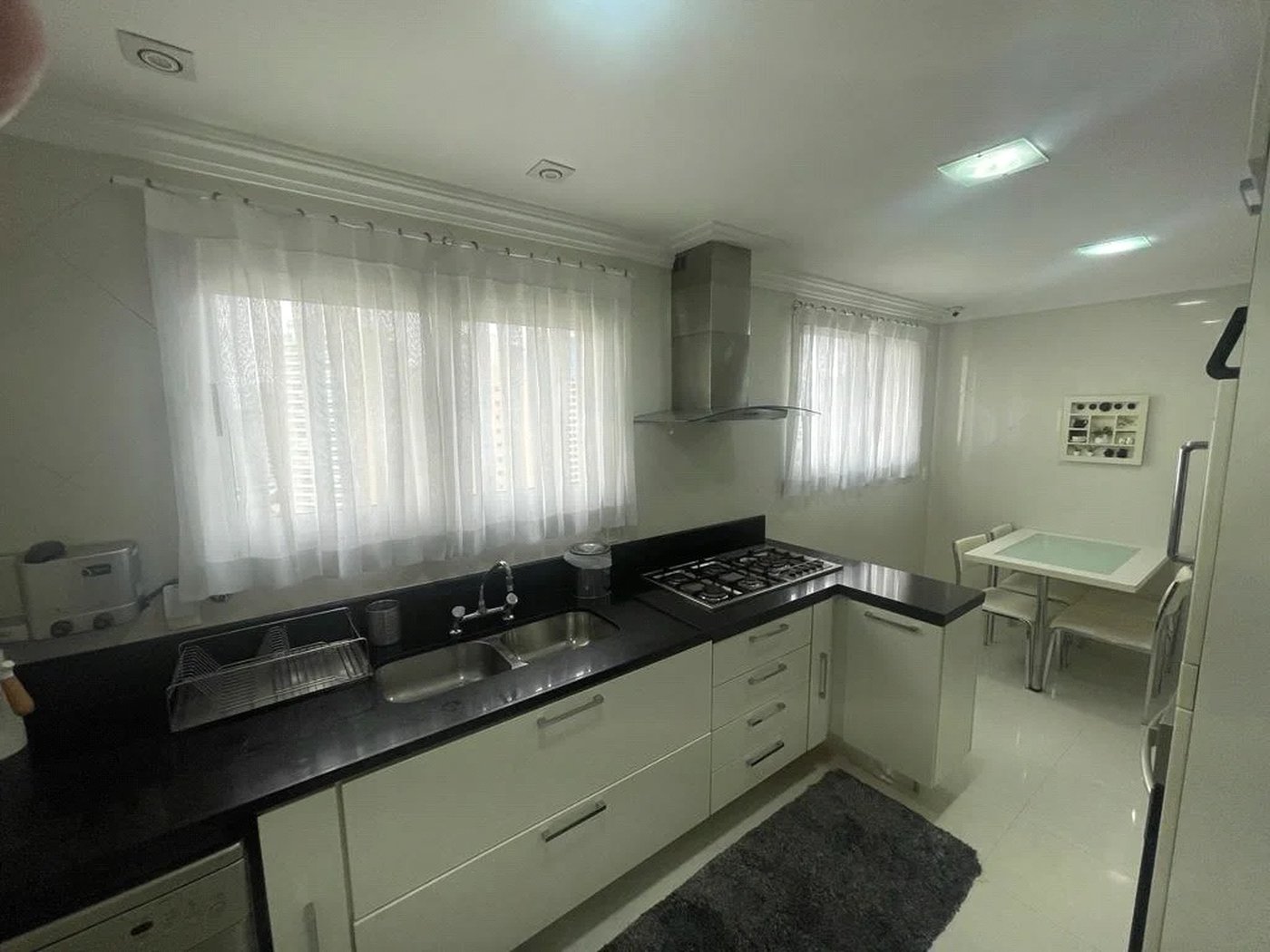 Apartamento à venda com 3 suítes em Vila Gertrudes, São Paulo, SP