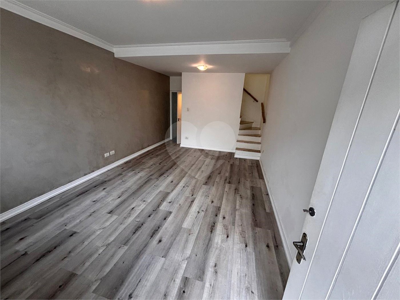 Casa de Vila à venda com 3 quartos, sendo 1 suíte, em Vila Cordeiro, São Paulo, SP