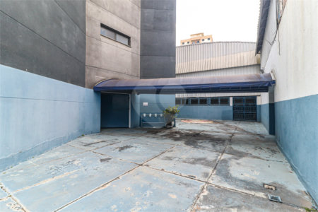 Prédio à venda em Vila Gomes, São Paulo, SP