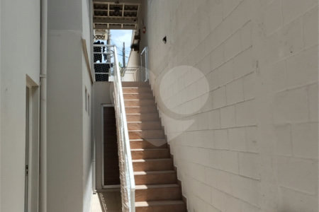 Casa à venda com 3 quartos, sendo 1 suíte, em Jardim das Palmeiras, Valinhos, SP