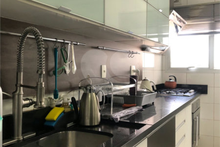Apartamento à venda com 3 suítes em Paraíso, São Paulo, SP
