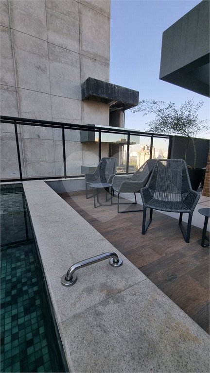 Apartamento à venda com 2 quartos, sendo 1 suíte, em Moema, São Paulo, SP