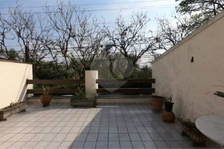 Casa à venda com 3 suítes em Jardim Namba, São Paulo, SP
