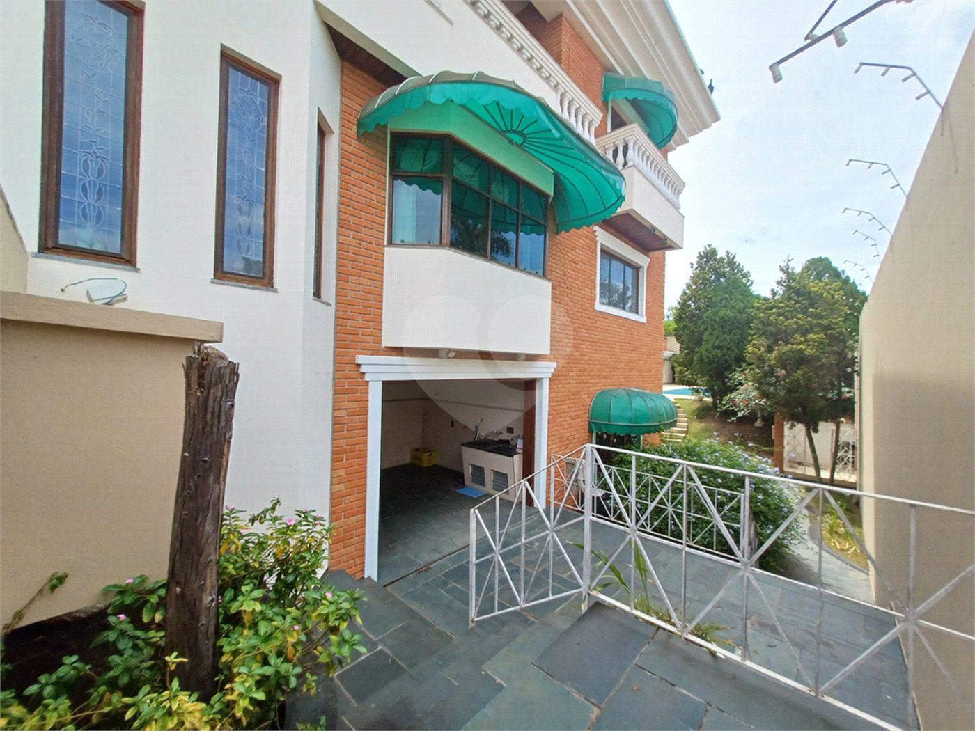 Casa à venda com 6 suítes no condomínio Portal da Raposo, Sorocaba - SP