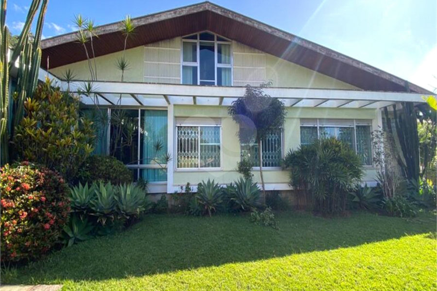 Casa Térrea à venda com 4 quartos, sendo 2 suítes, em Jardim Floresta, São Paulo, SP