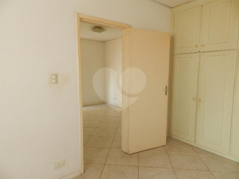 Casa de Vila à venda com 3 quartos, sendo 1 suíte, em Brooklin Novo, São Paulo, SP