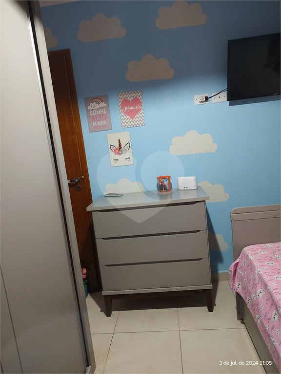 Sobrado à venda com 2 suítes em Vila Nivi, São Paulo, SP