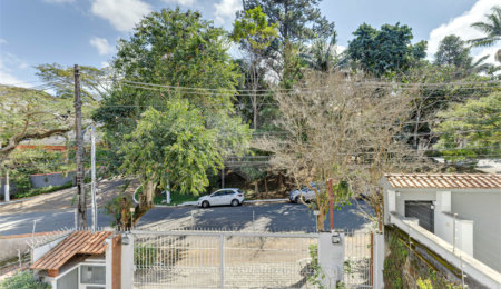 Casa à venda com 3 quartos, sendo 1 suíte,  em Alto da Boa Vista, São Paulo, SP