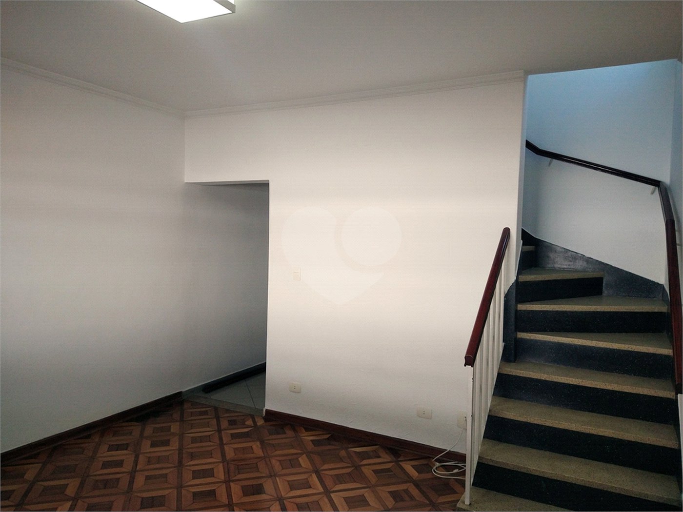 Sobrado à venda com 3 quartos em Chora Menino, São Paulo, SP