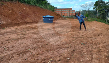 Terreno à venda em Jardim Monte Carlo, Santa Isabel, SP