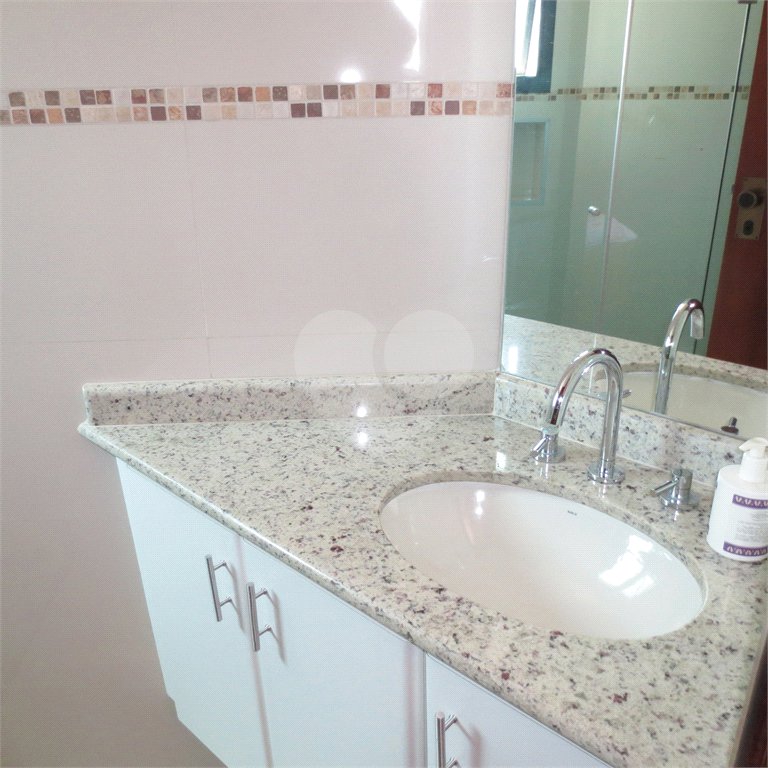 Apartamento à venda com 4 quartos, sendo 3 suítes,  em Saúde, São Paulo, SP