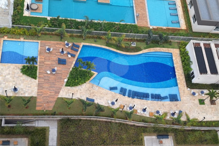 Apartamento à venda com 4 quartos, sendo 2 suítes,  em Vila Anastácio, São Paulo, SP