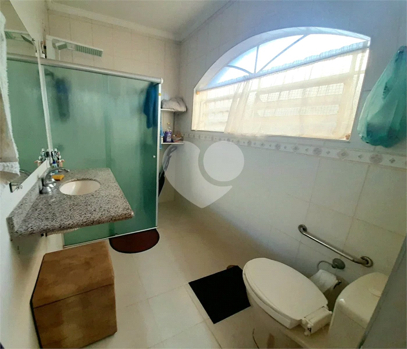 Casa Térrea à venda com 3 quartos, sendo 1 suíte, no Centro, Vinhedo, SP