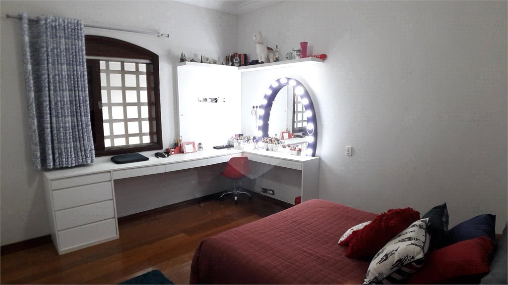 Casa à venda com 4 suítes em Lar São Paulo, São Paulo, SP