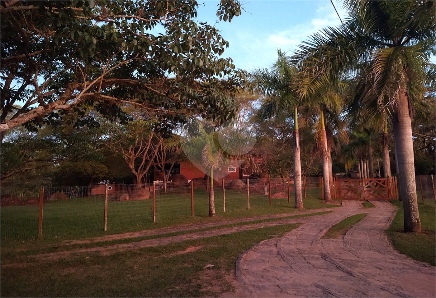 Sítio à venda com 4 quartos, sendo 2 suítes,  em Pimenta, Indaiatuba, SP