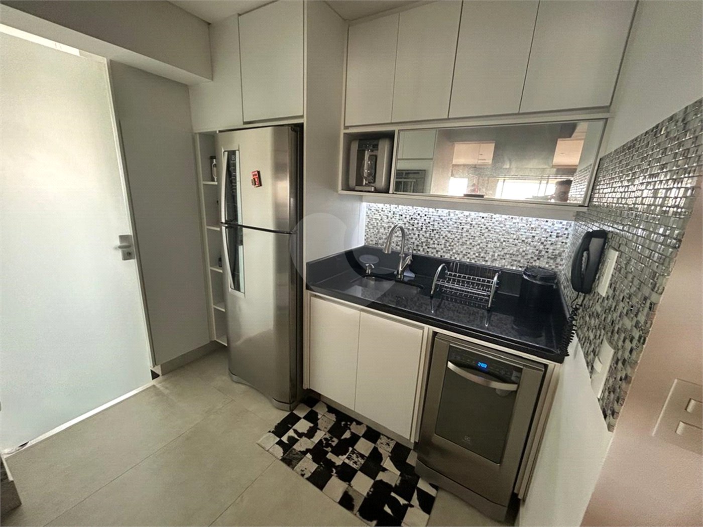 Apartamento à venda com 2 quartos, sendo 1 suíte,  em Vila Romana, São Paulo, SP