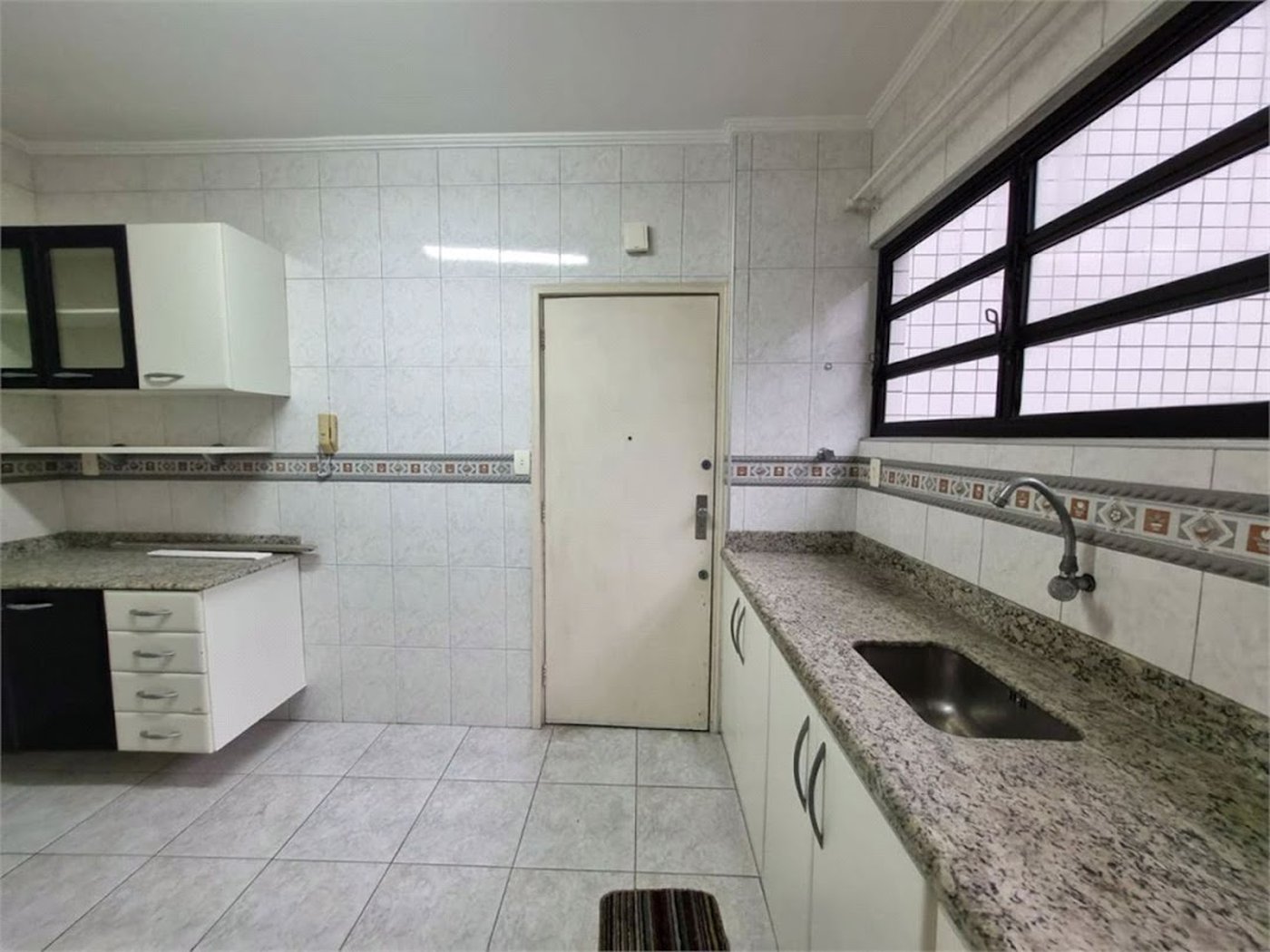 Apartamento com 3 dormitórios à venda, 160 m² por R$ 1.000.000,00 - José Menino - Santos/SP